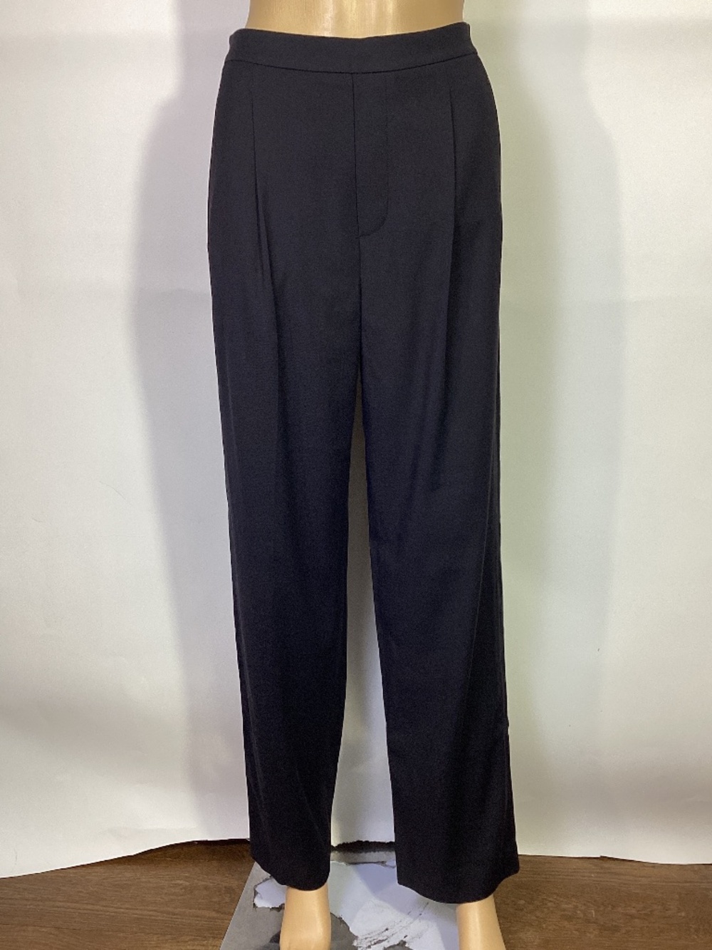 Vince Straight Leg Black Pull-On Pants Viscose blend Sz XS